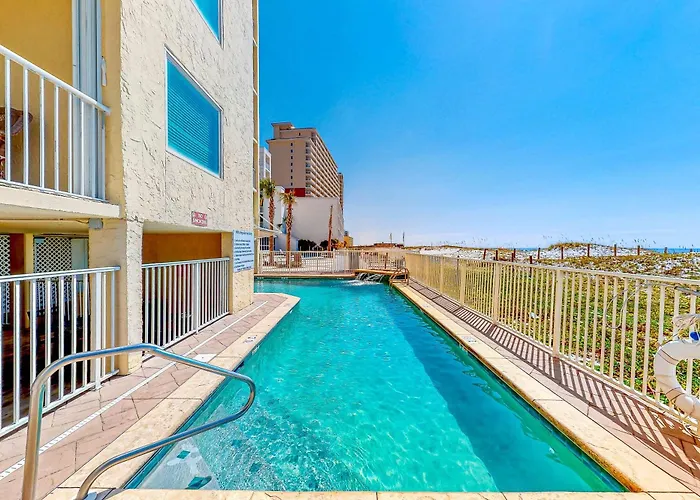 Holiday home Gulf & Beachfront With Shared Pool Private Balcony Free Wifi Views *
