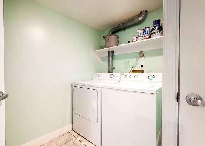 Gulf & Beachfront With Shared Pool Private Balcony Free Wifi Views * Gulf Shores